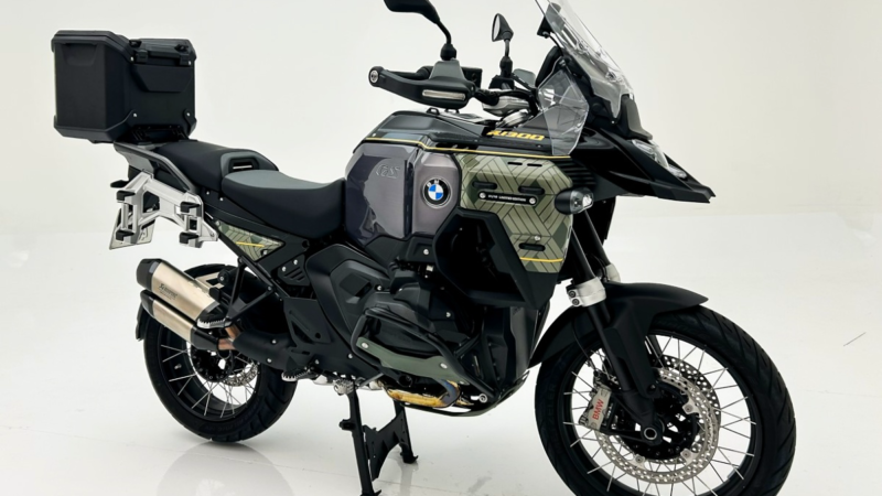BMW celebra 10 anos de produção em Manaus com R 1300 GS Adventure 10Y de R$ 219.990, série limitada a dez unidades