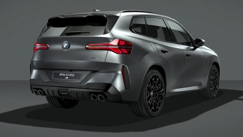 BMW X3 M50 xDrive 2027 ganha Black Package e motor de 443 cv