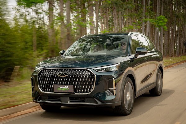 CAOA Chery Tiggo 9 chega com preços de R$ 249.990 e R$ 299.990: versões, consumo e ficha técnica