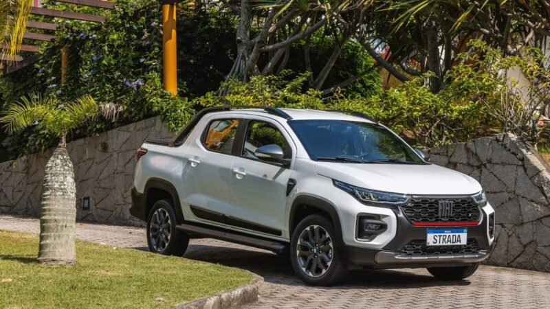 Carros mais vendidos no Brasil em agosto de 2026: Fiat Strada lidera e Hyundai Creta puxa o ranking de passeio (dados até dia 13)