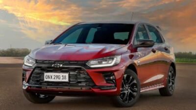 Chevrolet Onix tem quase R$ 20 mil de desconto diante do sucesso do BYD Dolphin Mini; veja preços