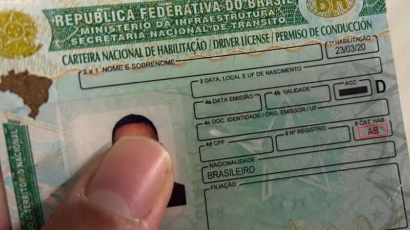 CPF irregular pode travar a renovação da CNH: veja o que causa o bloqueio e como conferir