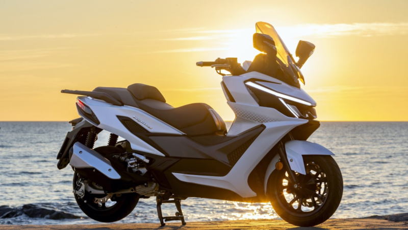 Dafra SYM Cruisym 400: maxi-scooter chega ao Brasil em 2027