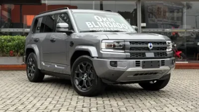 Denza B5: SUV híbrido lidera vendas premium no Brasil e parte de R$ 405 mil