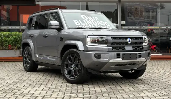 Denza B5: SUV híbrido lidera vendas premium no Brasil e parte de R$ 405 mil