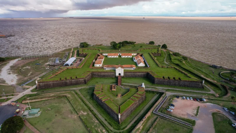 Por que o Amapá é o único estado do Brasil sem estrada para o resto do país
