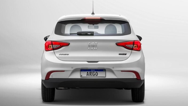 Fiat Argo Drive 2027 chega às concessionárias: geração antiga segue viva em versão única