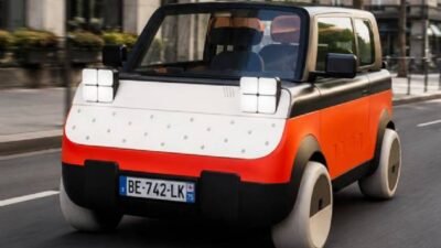 Fiat terá novo popular elétrico, o Koala, com a mesma base do Citroën 2CV mostrado em Paris