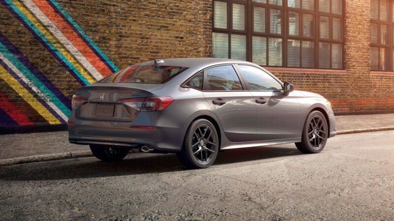 Honda Civic 2027 ganha nova versão Sport-L nos EUA e S+ Shift de série no Sport Touring Hybrid