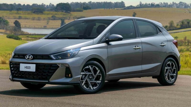 Hyundai HB20 segue em linha e receberá versão 2028 no ano que vem, mesmo com a chegada do novo i20