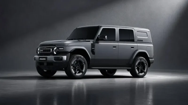 iCaur V25: SUV eletrificado da Chery estreia em outubro e chega ao Brasil em 2027
