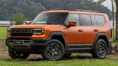 Jetour G700 chega ao Brasil com 905 cv, vai de 0 a 100 km/h em 4,8 s e custa até R$ 499.990