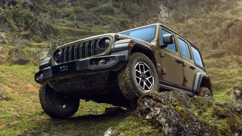 Jeep volta a produzir na China com a Dongfeng e terá novos carros elétricos para exportação