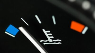 Esquentar o motor antes de sair é hábito do passado, exceto em uma ocasião