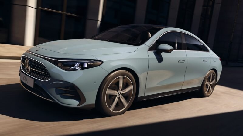 Mercedes-Benz abre pré-venda do novo CLA 200 AMG Line com Superscreen e motor híbrido leve por R$ 364.900