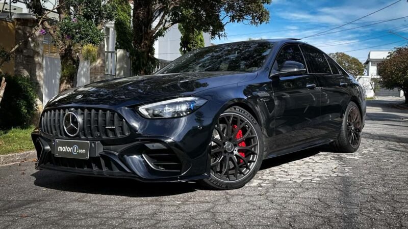 Mercedes-AMG está desenvolvendo um novo C63, mas o V8 ainda é um mistério