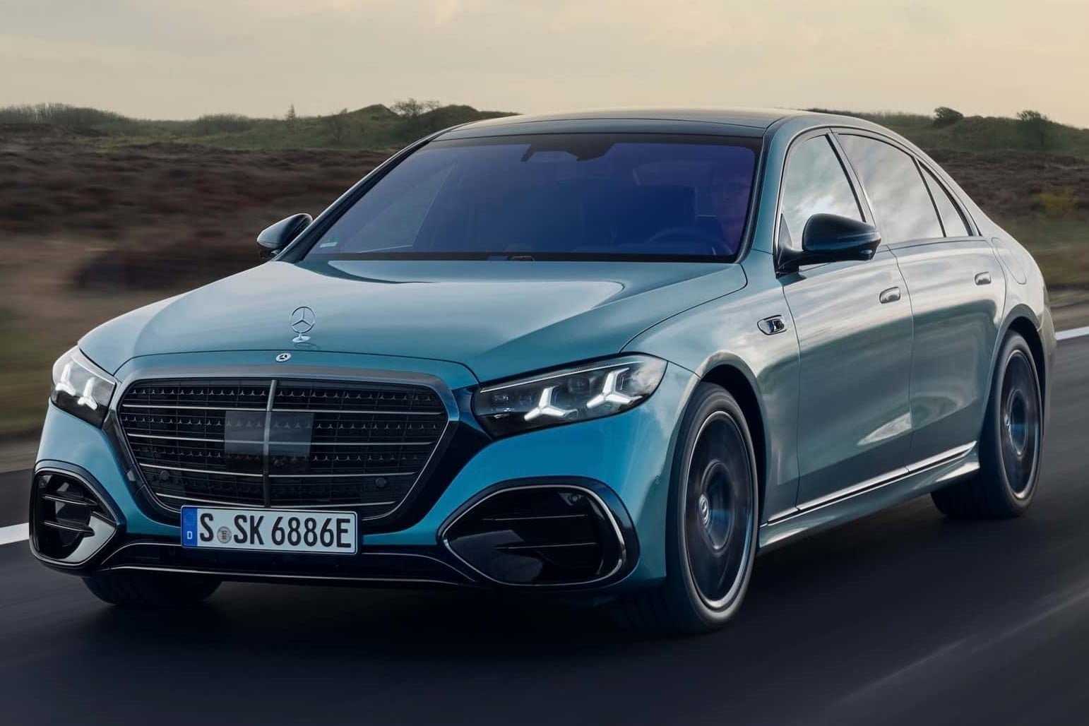 Mercedes não quer carros elétricos com gerador a gasolina: “Você trocaria mesmo?”
