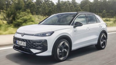 Nova VW T-Roc 2027 híbrida chega à Europa a partir de 30.500 euros