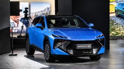 Omoda 4 chega importado em 2027 com entre-eixos maior que o do VW T-Cross e preço estimado entre R$ 140 mil e R$ 150 mil