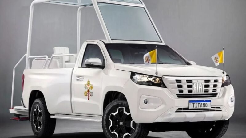 Fiat Titano será o papamóvel de Leão XIV no Uruguai, com assento giratório; na Argentina, o papa usa Hilux