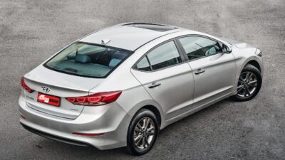 Cinco carros médios usados que custam o mesmo que um compacto da mesma época