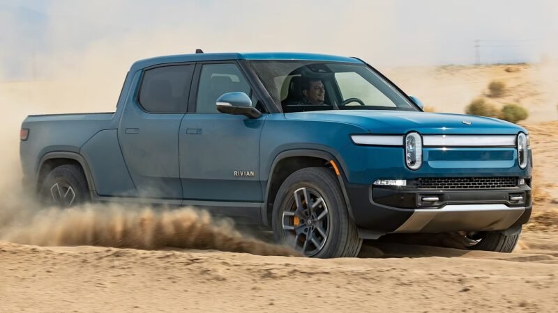 Rivian terá Teen Mode para limitar a potência de elétricos de até 1.039 cv