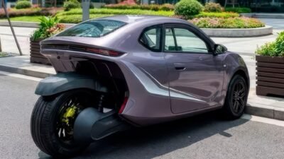 Triciclo elétrico chinês com ar-condicionado custa cerca de R$ 22 mil na China e é cotado no Brasil