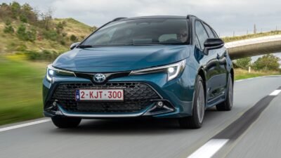 Toyota Corolla completa 60 anos com mais de 57 milhões de unidades vendidas e ganha edições especiais na Europa