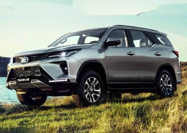 Toyota SW4 tem descontos acima de R$ 65 mil antes da chegada da nova geração; veja preços
